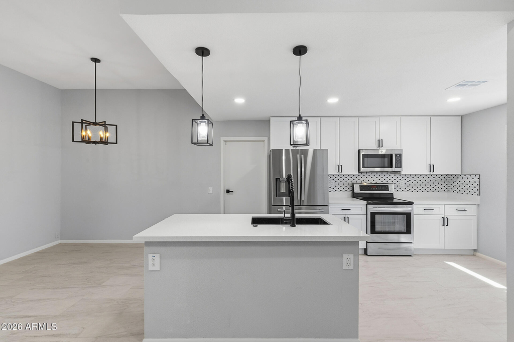 16817 N Meadow Park Drive - Photo 13