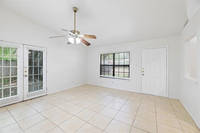 447 Vincent Street - Photo 7