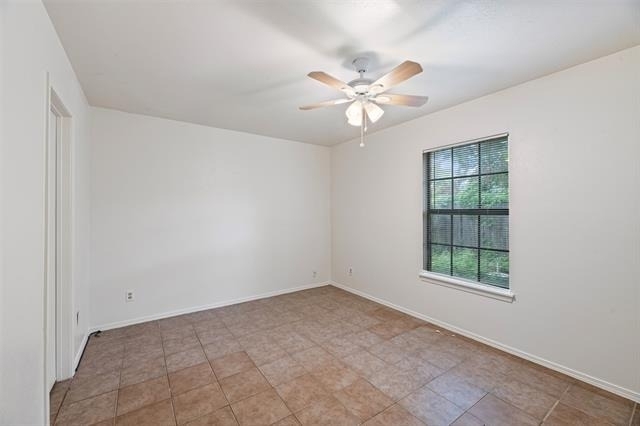 447 Vincent Street - Photo 15