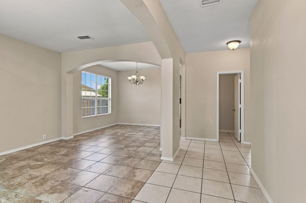 7212 Crabtree Lane - Photo 4