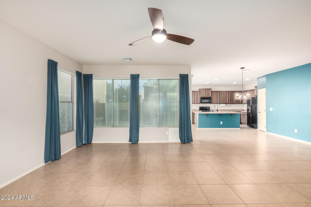 3464 S Bluejay Drive - Photo 2
