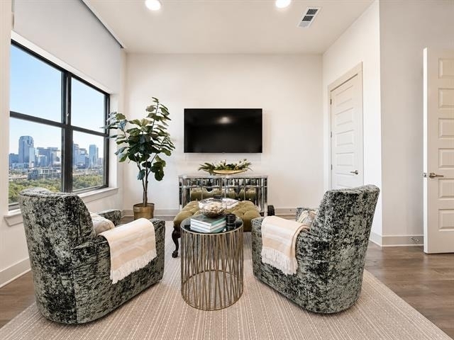 3330 Oak Grove Avenue - Photo 6