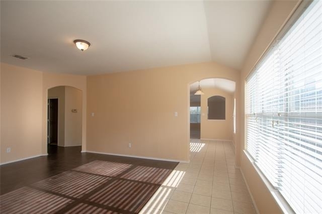 3725 Sapphire Street - Photo 3