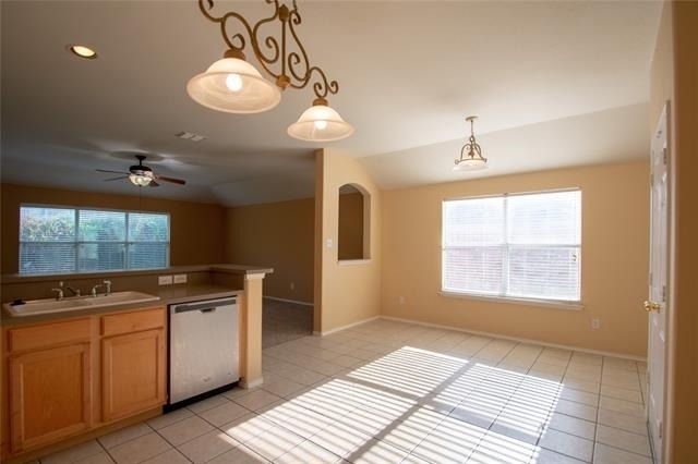 3725 Sapphire Street - Photo 8
