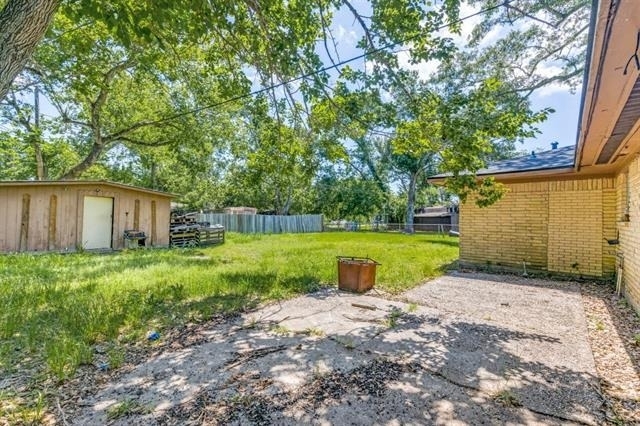 406 Vance Street - Photo 18