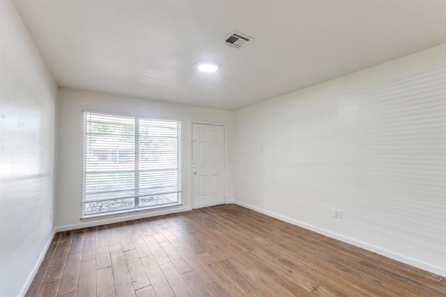 406 Vance Street - Photo 3