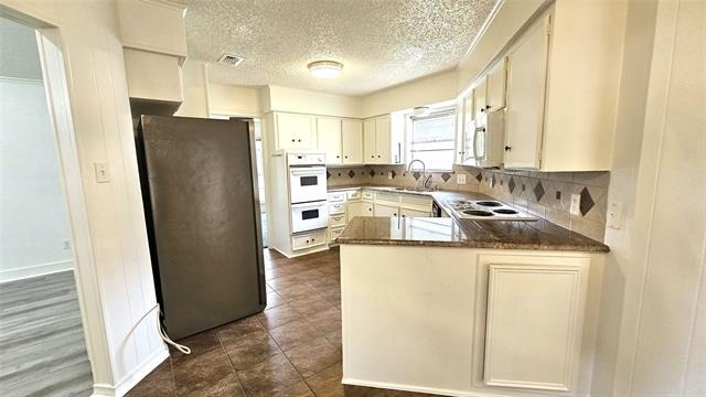 1908 Westridge Street - Photo 11