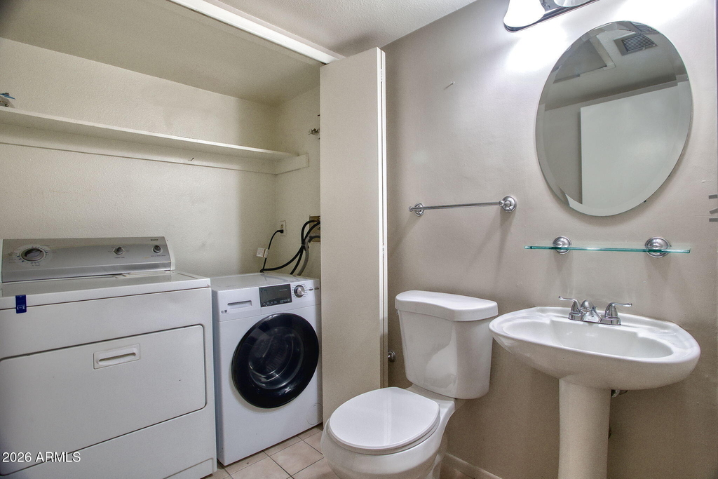 1907 W Belmont Avenue - Photo 8