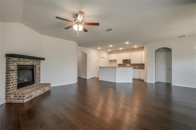 1829 Meadow Trail Lane - Photo 4