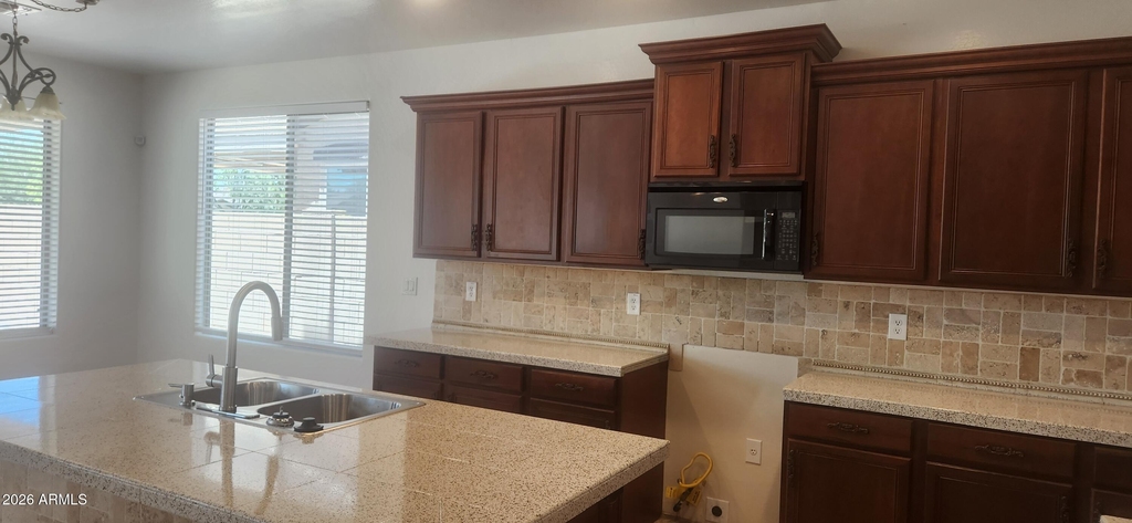 16124 N 180th Lane - Photo 5