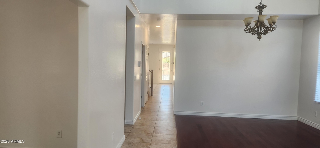 16124 N 180th Lane - Photo 3