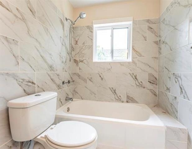 4920 W University Boulevard - Photo 7