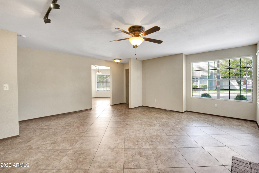 229 E Anderson Avenue E - Photo 6