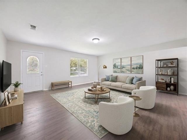 1225 W Hanna Street - Photo 2