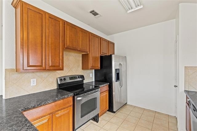 325 Crosscreek Drive - Photo 5