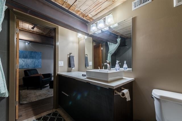 3100 Commerce Street - Photo 18