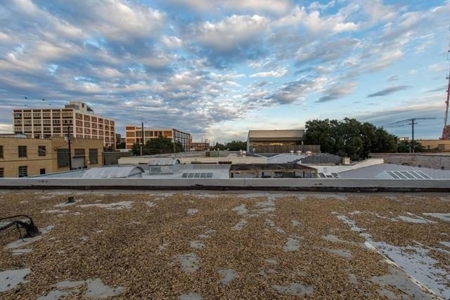 3100 Commerce Street - Photo 25