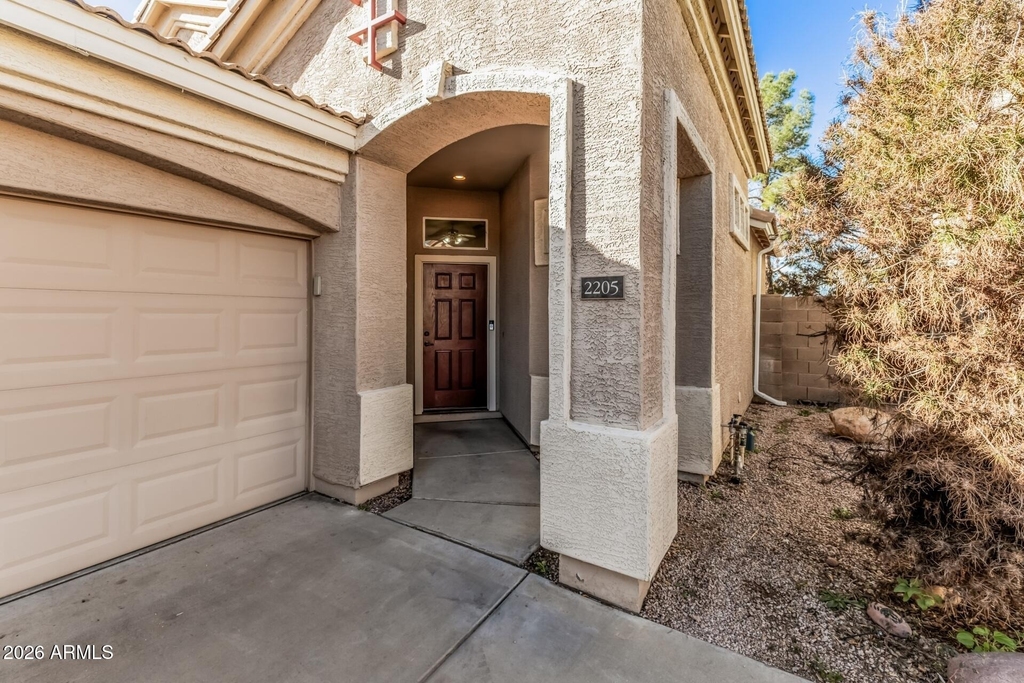2205 S Harper -- - Photo 1