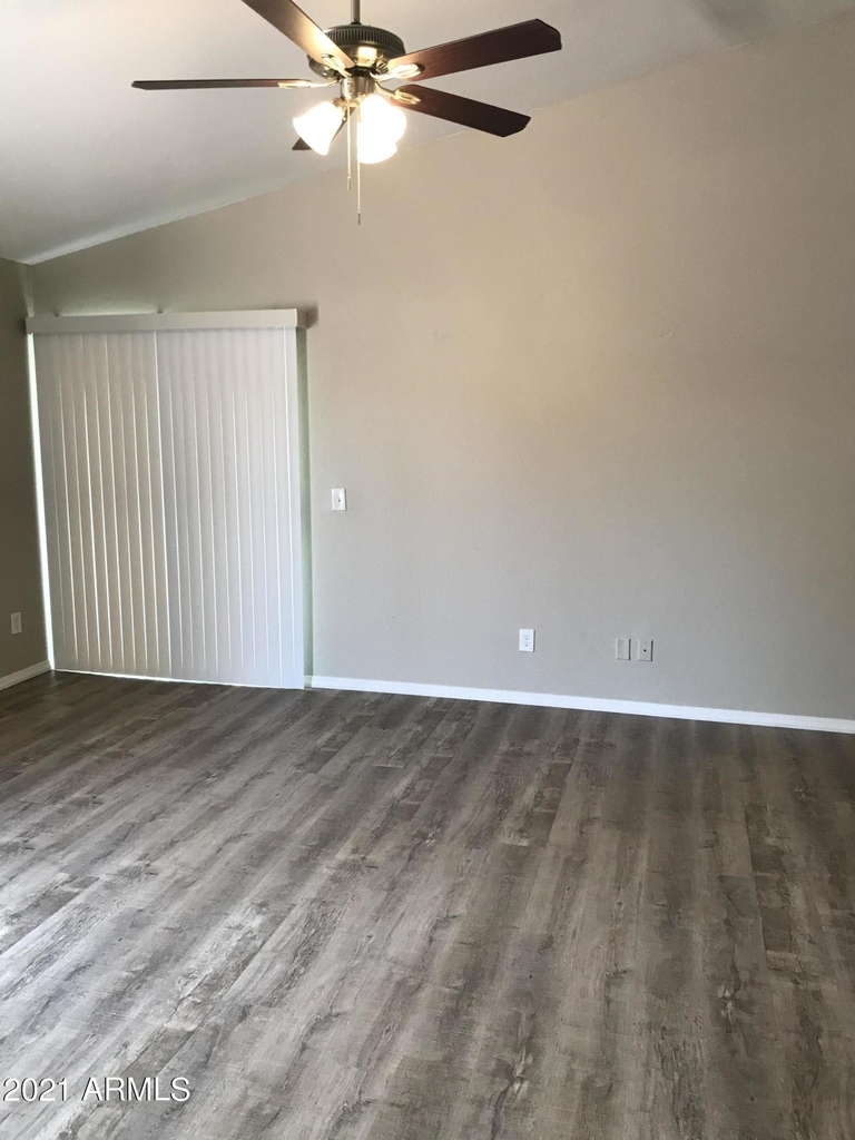 18871 N 75th Drive - Photo 4