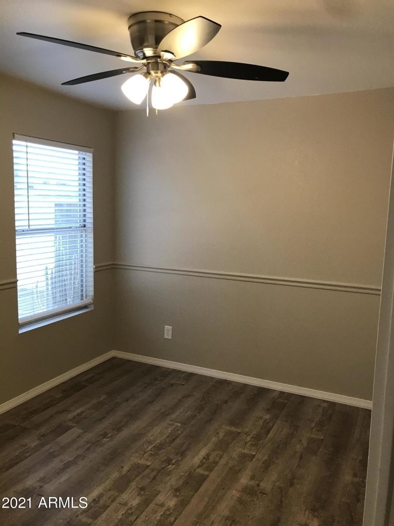 18871 N 75th Drive - Photo 11