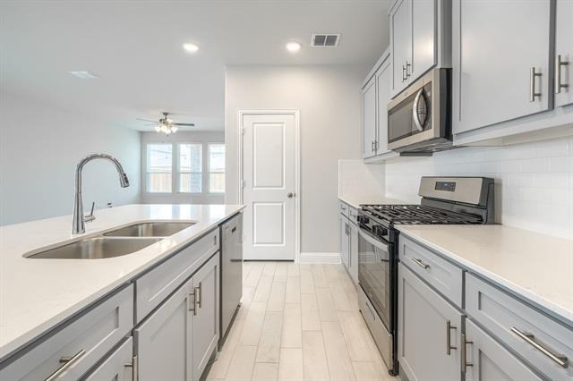 724 Portina Drive - Photo 5