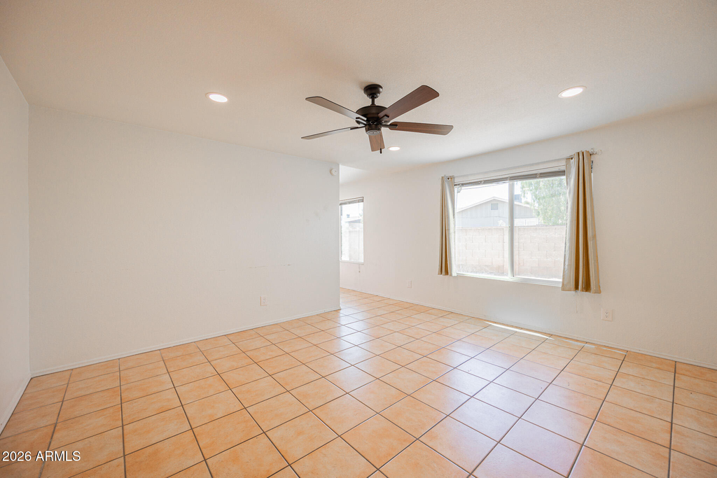 2145 S Dorsey Lane - Photo 4