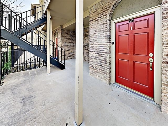 5740 Martel Avenue - Photo 1