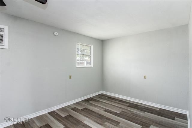 4735 Potomac Avenue - Photo 10