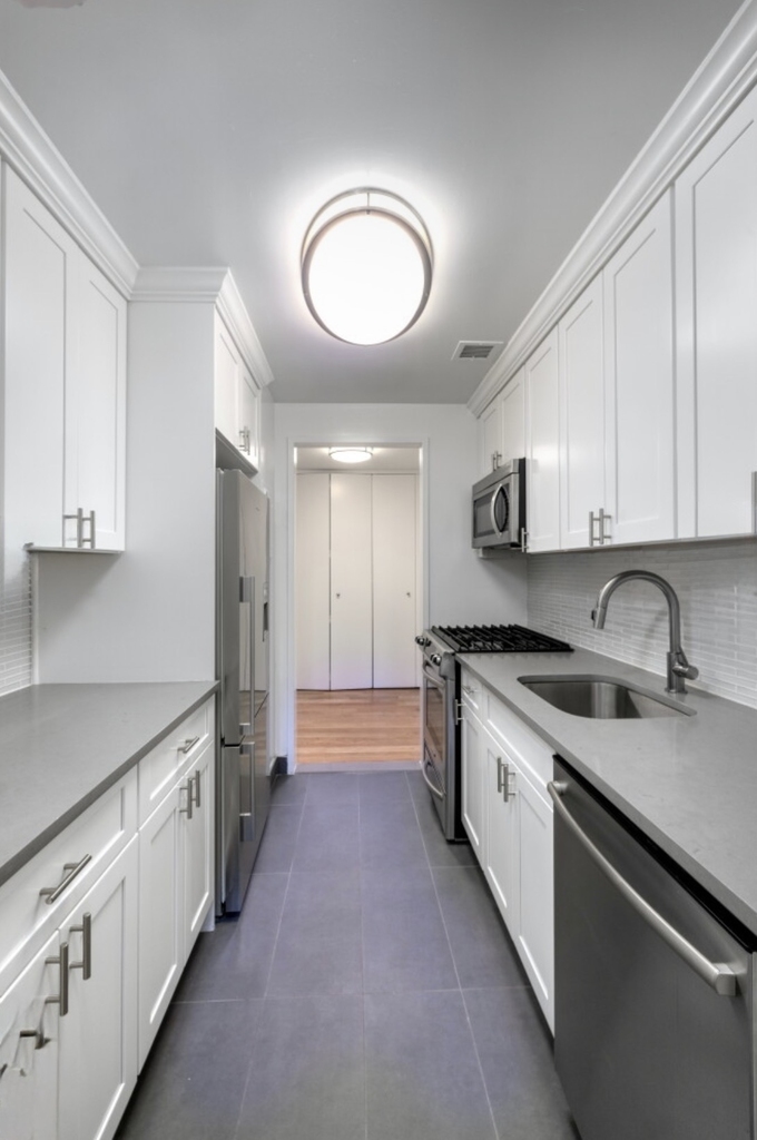 West 55th Street - Photo 2