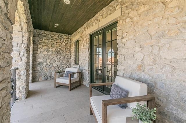 8 Comillas Drive - Photo 36