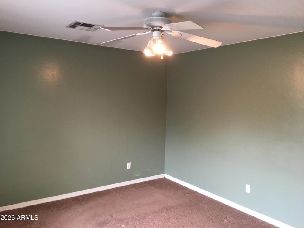 2536 E Mcarthur Drive - Photo 6