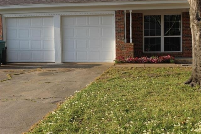 1807 W Scott Street - Photo 1