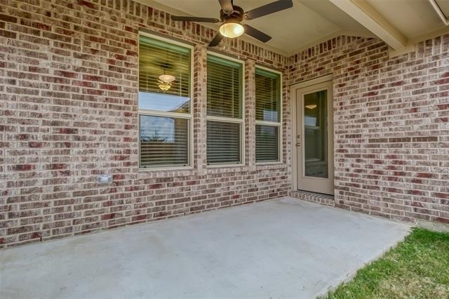 638 Devonshire Lane - Photo 32