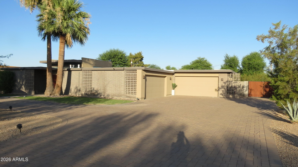 11440 N 65th Street - Photo 8