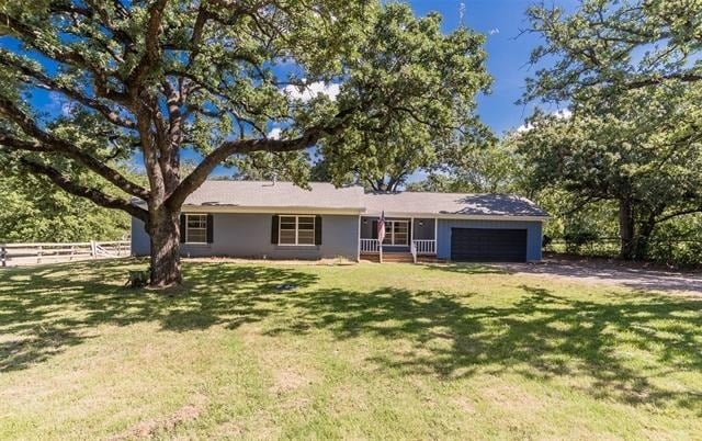 1403 Harpole Road E - Photo 0