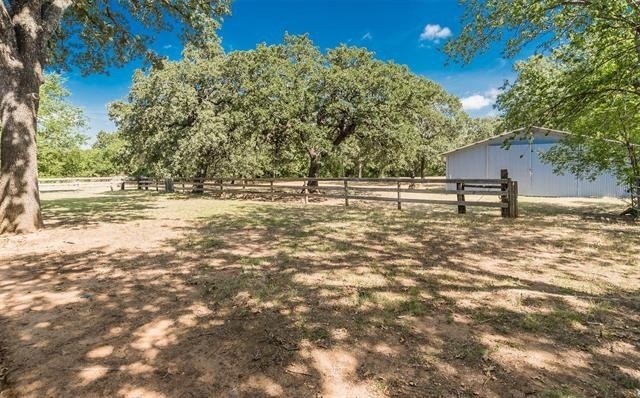 1403 Harpole Road E - Photo 25