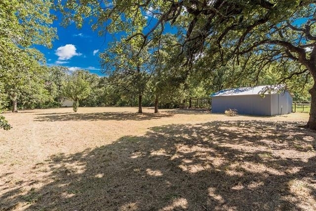 1403 Harpole Road E - Photo 21