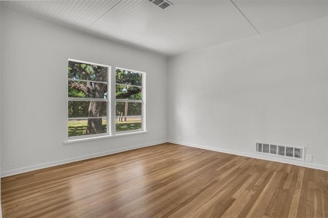 1403 Harpole Road E - Photo 4