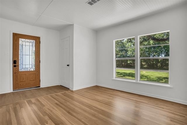 1403 Harpole Road E - Photo 3