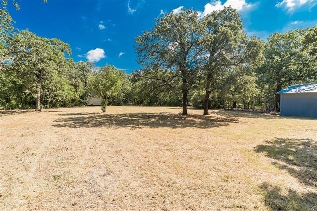 1403 Harpole Road E - Photo 23