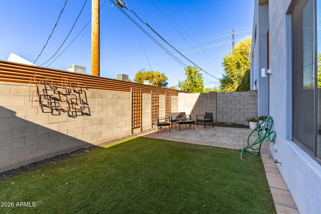 2740 E Roma Avenue - Photo 44