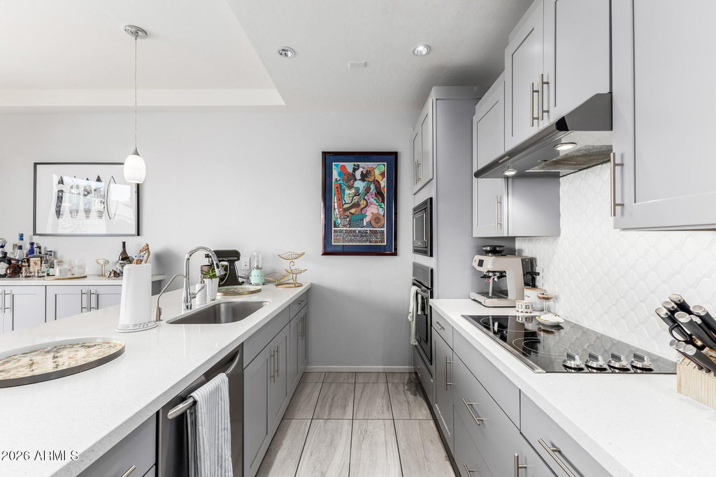 2740 E Roma Avenue - Photo 13