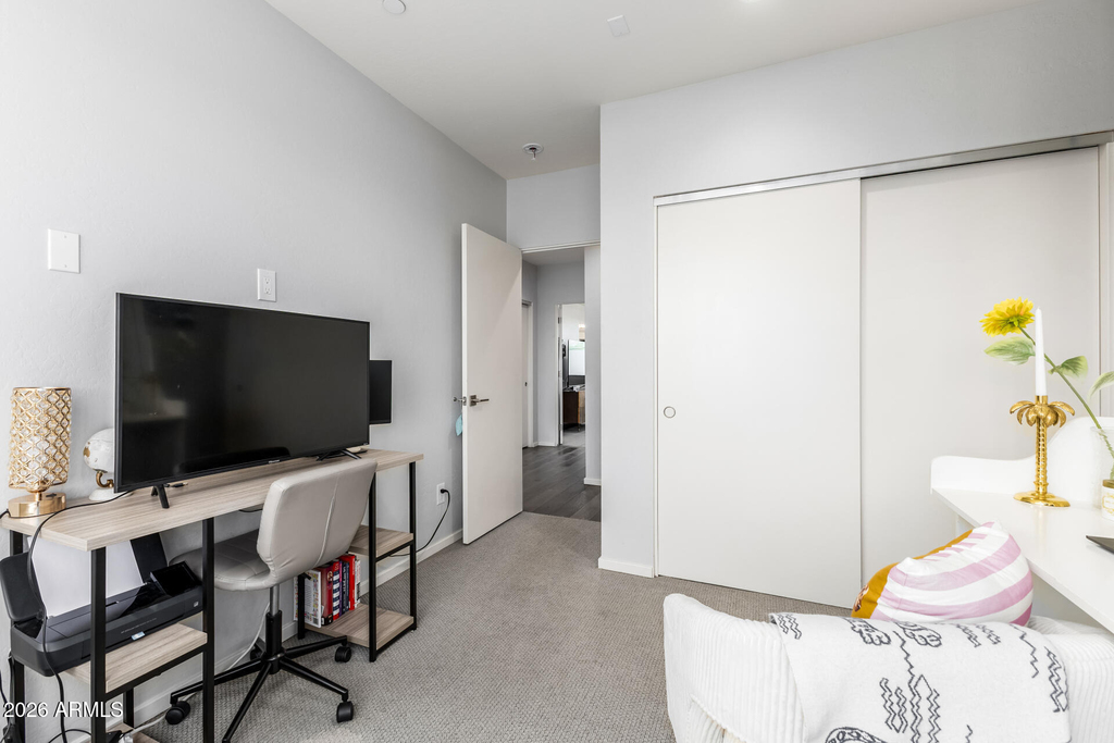 2740 E Roma Avenue - Photo 28