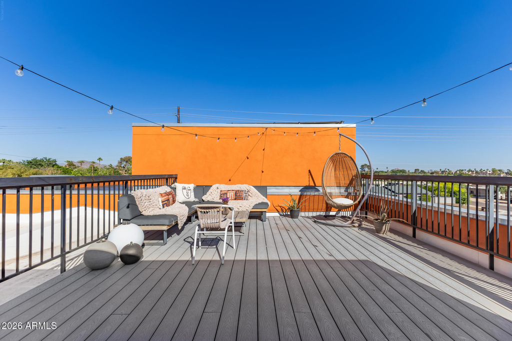 2740 E Roma Avenue - Photo 36