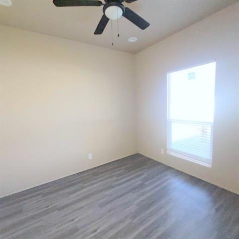 710 W Waco Street - Photo 8