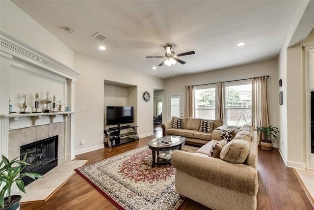14574 Daneway Drive - Photo 3