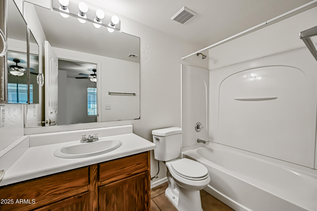 9233 E Neville Avenue - Photo 4