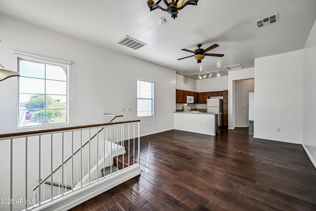 9233 E Neville Avenue - Photo 8
