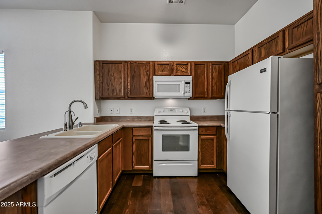9233 E Neville Avenue - Photo 12