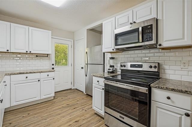 2214 Pine Street - Photo 11